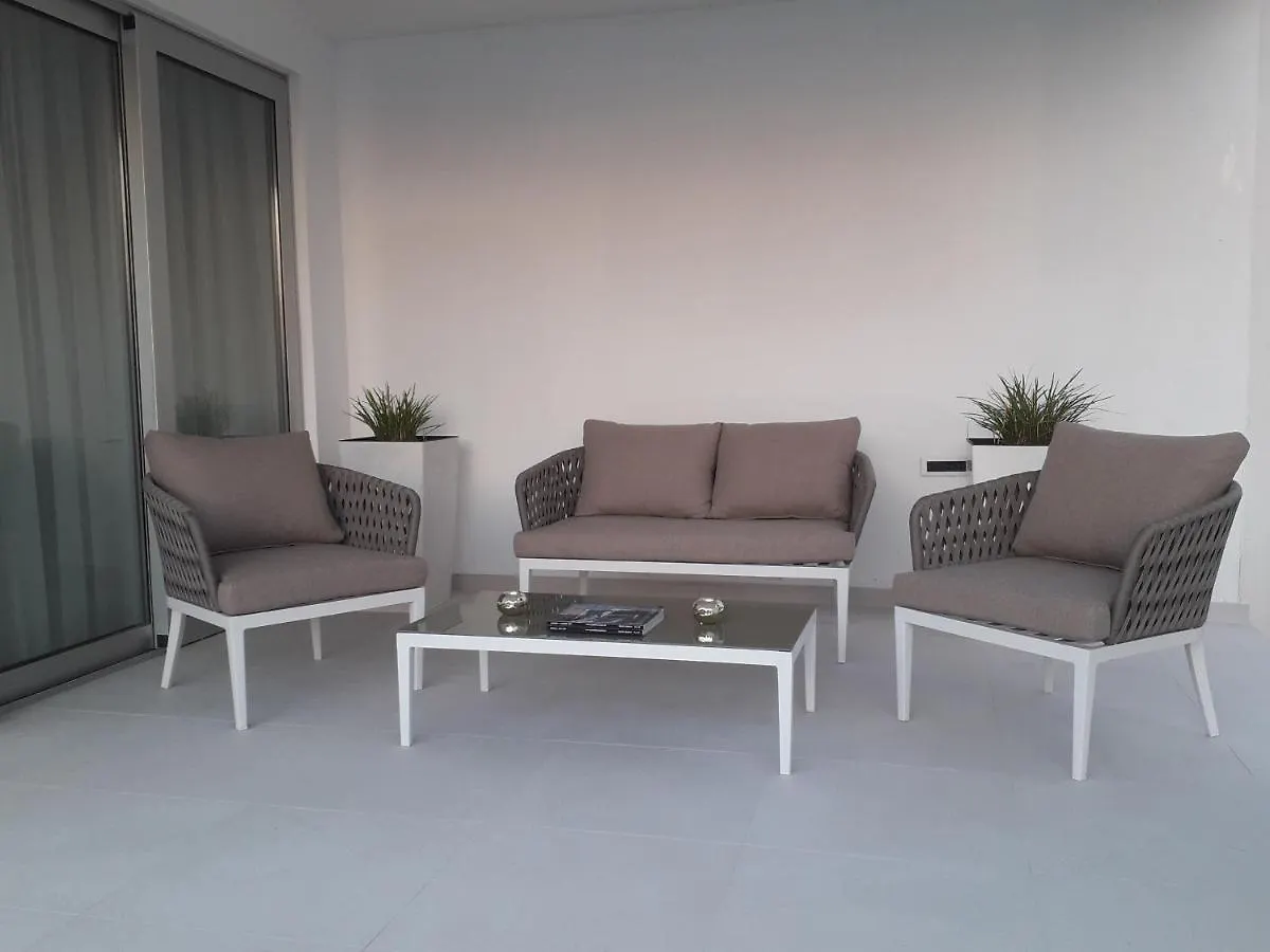B&B Demar Residence & Dependance ザダル 4*,